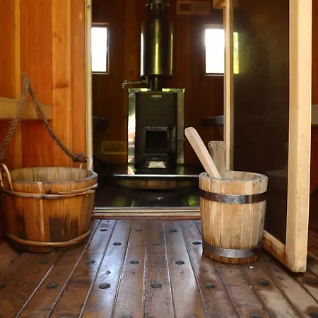 Crepdechine Hotel 2*