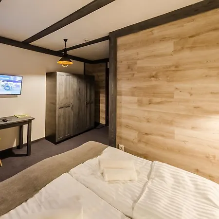 Hotel Crepdechine 2*